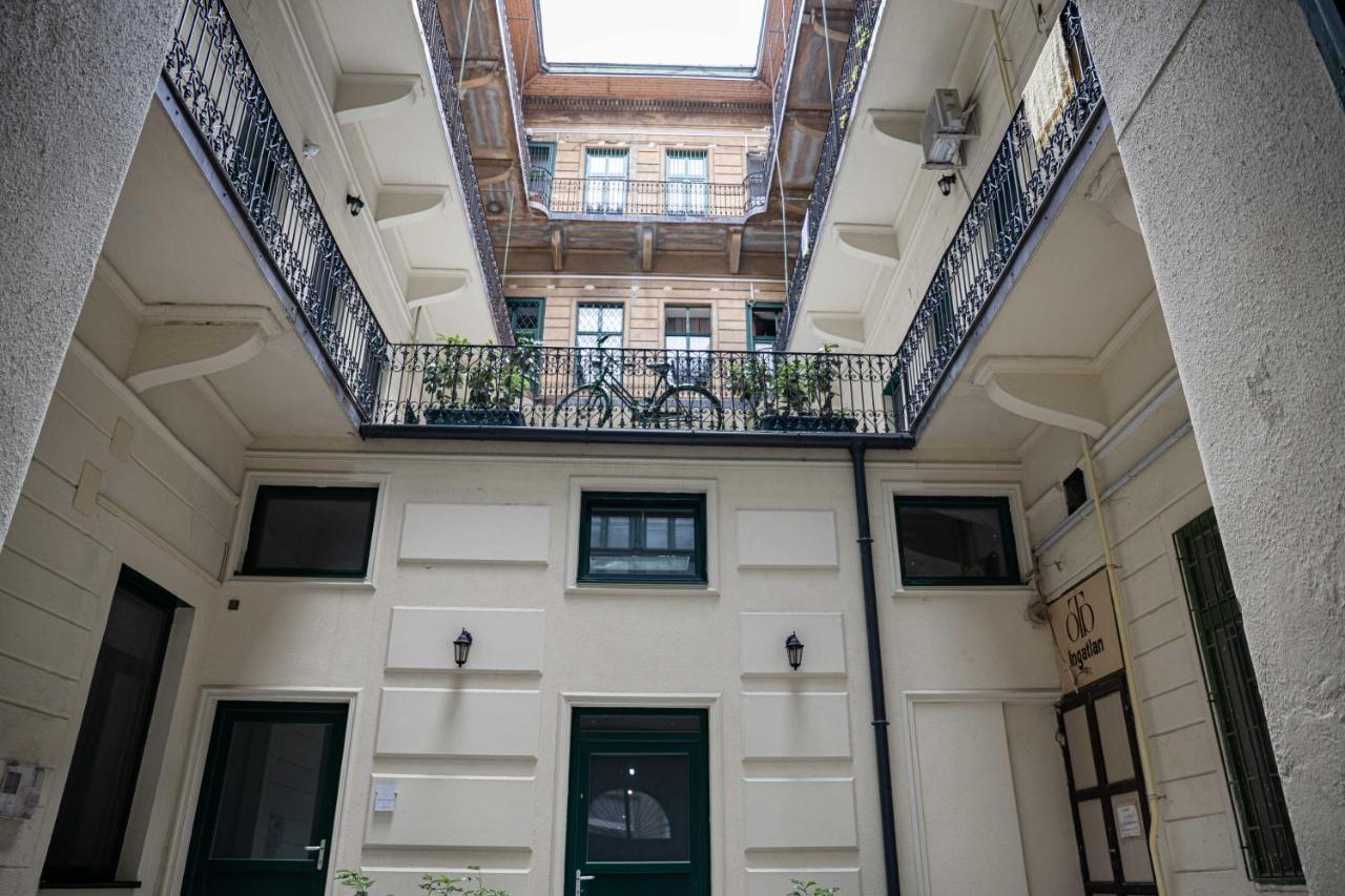 Ozone One Apartment Budapest Eksteriør bilde