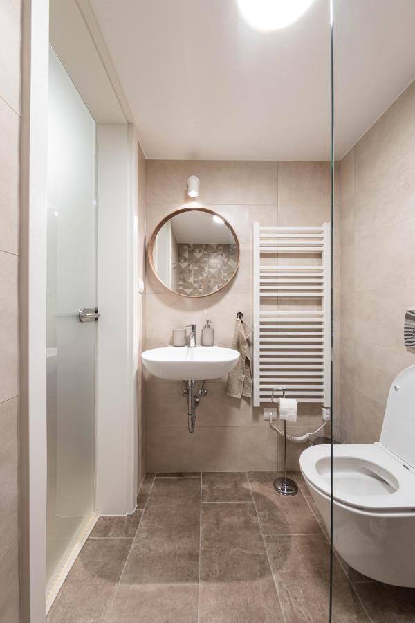 Ozone One Apartment Budapest Eksteriør bilde